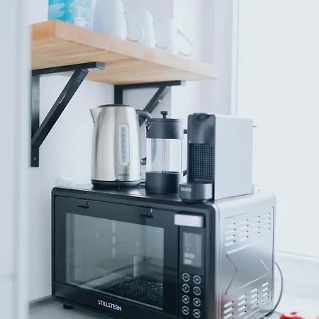 Lovely With Balcony - Cozy , Near Kadewe&kurfürstendamm