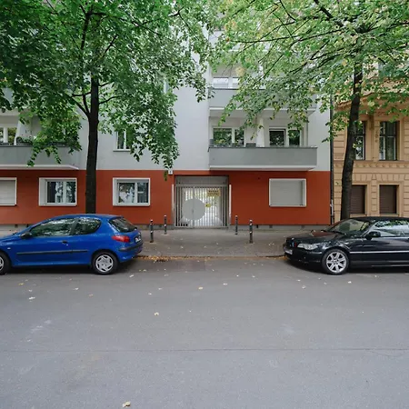 Lovely With Balcony - Cozy , Near Kadewe & Kurfuerstendamm * Berlino