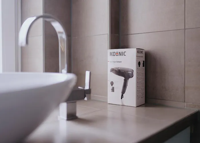 Lovely With Balcony - Cozy , Near Kadewe & Kurfuerstendamm *