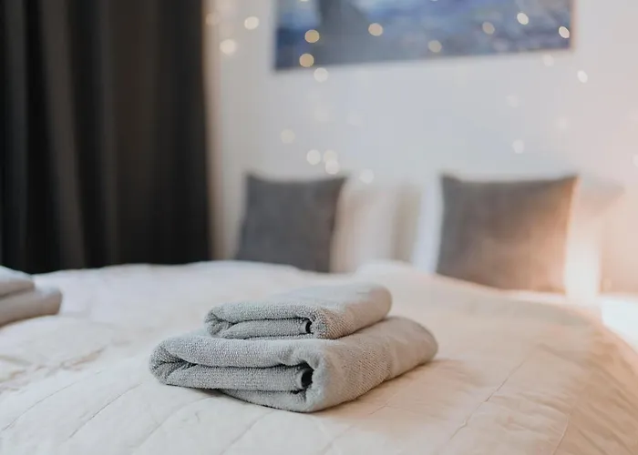 Lovely With Balcony - Cozy , Near Kadewe & Kurfuerstendamm アパート